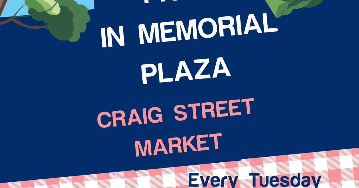 Picnic in the Plaza