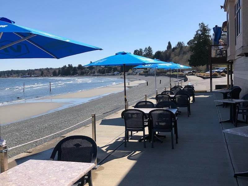 Top Patios In Parksville Qualicum Beach | Parksville Qualicum Beach Tourism