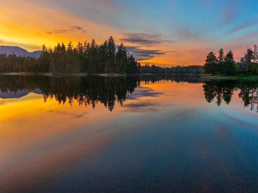 Sunset at Spider Lake. Image: @thejimgrievegroup