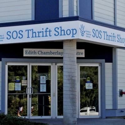 The outside storefront of SOS Thrift Shop in Parksville Qualicum Beach.