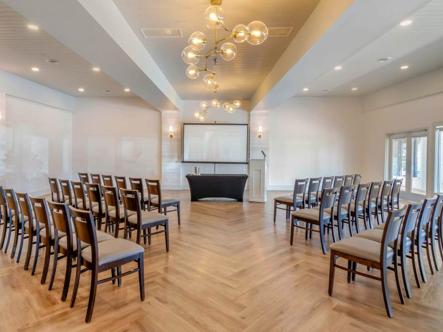 Bayside Oceanfront Resort Meeting Room