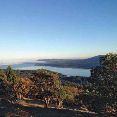 A scenic shot of the horizon at sunset in Nanoose Bay on Vancouver Island.