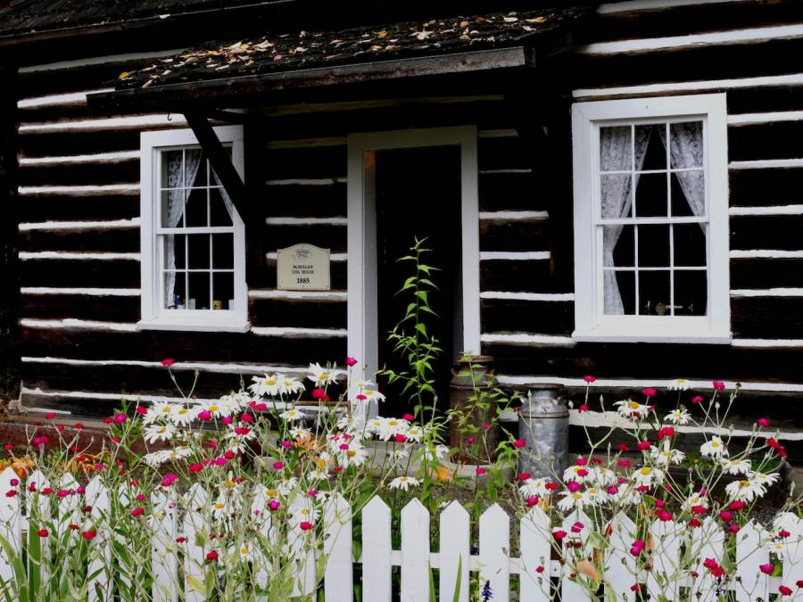 McMillan Log House at the Parksville and District Museum